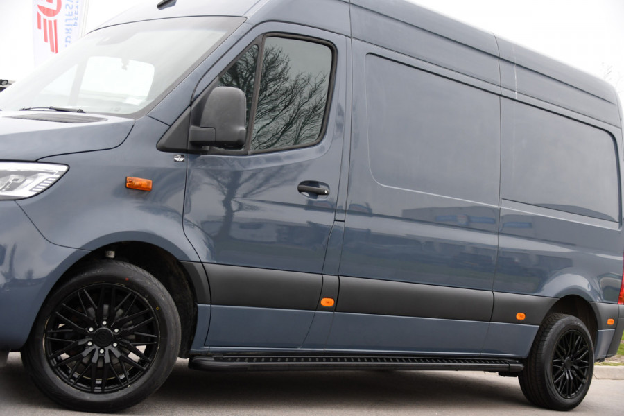 Mercedes-Benz Sprinter 315 1.9 CDI L2H2 AMG Edition Adaptieve Cruise, Camera, Carplay, 150pk, LED, Dodehoek, Sensoren, Multimedia, Uniek!