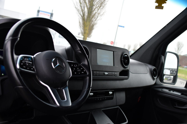 Mercedes-Benz Sprinter 315 1.9 CDI L2H2 AMG Edition Adaptieve Cruise, Camera, Carplay, 150pk, LED, Dodehoek, Sensoren, Multimedia, Uniek!