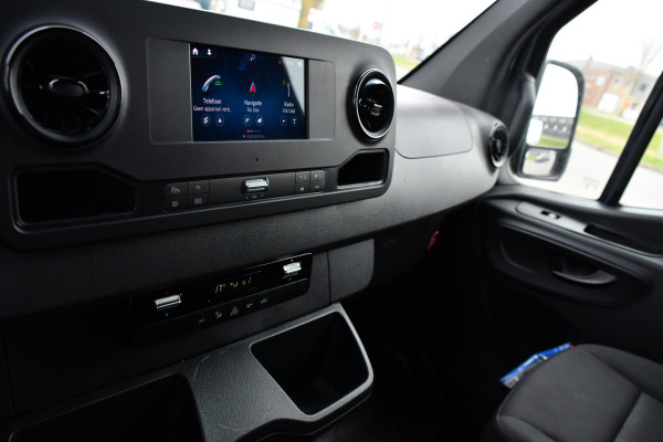 Mercedes-Benz Sprinter 315 1.9 CDI L2H2 AMG Edition Adaptieve Cruise, Camera, Carplay, 150pk, LED, Dodehoek, Sensoren, Multimedia, Uniek!
