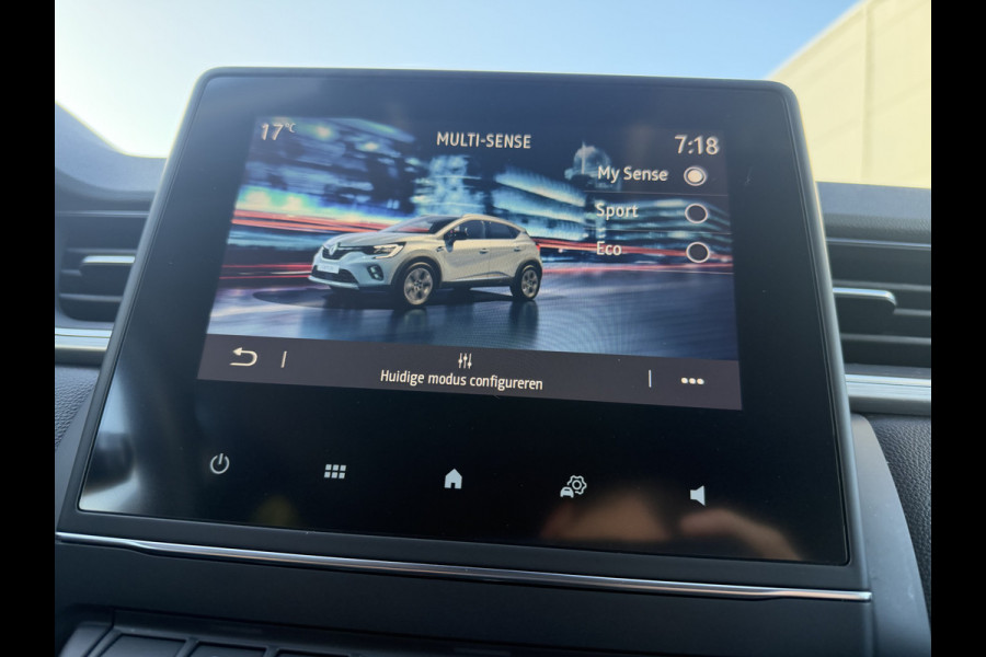 Renault Captur 100pk Intens (Keyless Entry - Camera - Parkeersensoren V+A - LED - Automatische Airco - Navigatie - Two Tone)