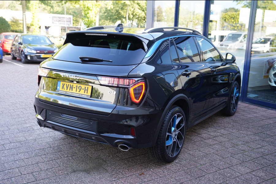 Lynk & Co 01 1.5|Prijs incl. 12 mnd garantie| PDC Panoramadak LMV Navi Apple carplay/Android auto Camera