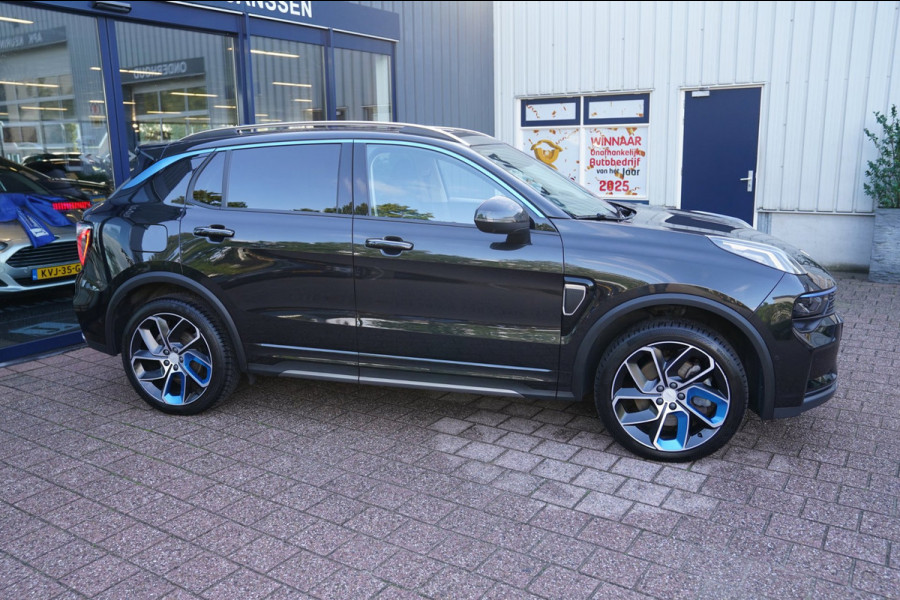 Lynk & Co 01 1.5|Prijs incl. 12 mnd garantie| PDC Panoramadak LMV Navi Apple carplay/Android auto Camera