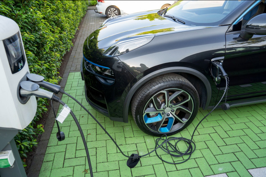 Lynk & Co 01 1.5|Prijs incl. 12 mnd garantie| PDC Panoramadak LMV Navi Apple carplay/Android auto Camera