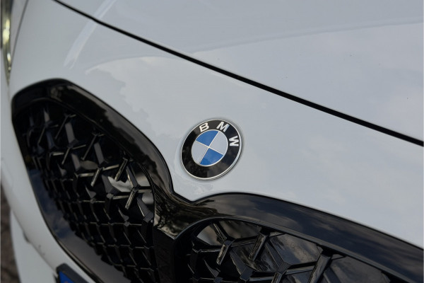 BMW 1-serie 118i | Sportleder | Stoel + Stuurverwarming | Comfort Access | Live Cockpit Pro | Carplay