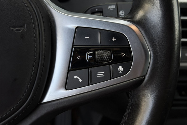 BMW 1-serie 118i | Sportleder | Stoel + Stuurverwarming | Comfort Access | Live Cockpit Pro | Carplay