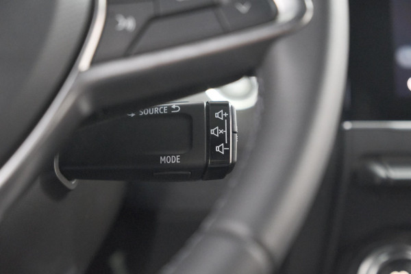 Renault Clio TCe 90 GPF techno | 360 Camera | Adaptieve Cruise Control | 9.3 Inch Groot Scherm