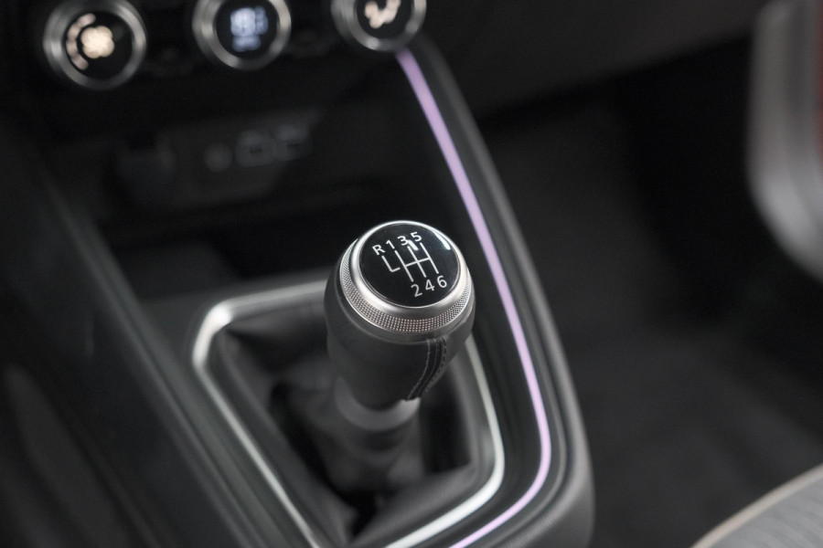 Renault Clio TCe 90 GPF techno | 360 Camera | Adaptieve Cruise Control | 9.3 Inch Groot Scherm