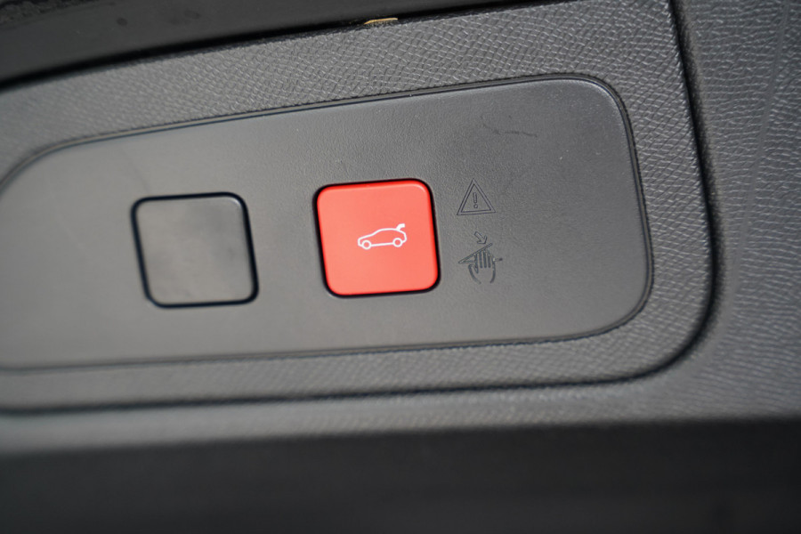 DS 7 E-Tense 300 4x4 Performance Line ACC PDC 360 Camera Lane Assist