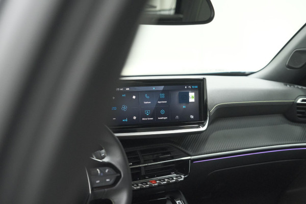 Peugeot 2008 1.2 Hybrid 136 GT | Camera | Apple Carplay | Parkeersensoren | Keyless