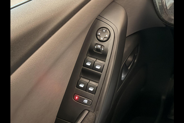Citroën Grand C4 Spacetourer 1.2 PureTech 130PK Feel | Trekhaak | Carplay | Ecc Airco | Stoelverw. | 7 Zits | Incl. garantie
