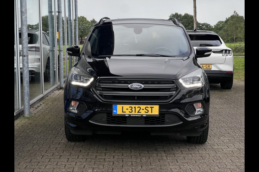 Ford Kuga 1.5 EcoBoost ST Line | Winterpack | Trekkaak | 2000kg trekgewicht | Panoramadak | 19 inch lichtmetalen velgen |