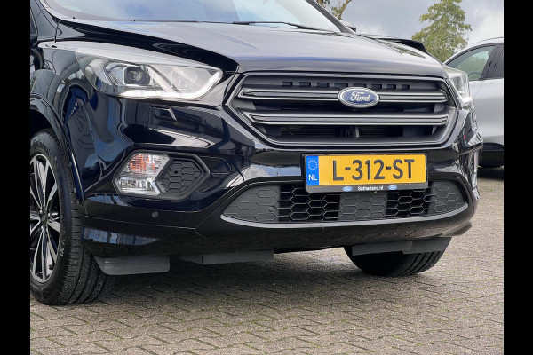 Ford Kuga 1.5 EcoBoost ST Line | Winterpack | Trekkaak | 2000kg trekgewicht | Panoramadak | 19 inch lichtmetalen velgen |