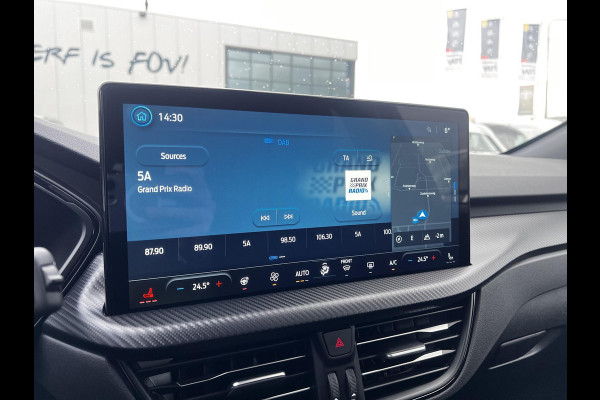 Ford Kuga 2.5 PHEV ST-Line | 243 pk | Wegklapbare trekhaak | 2.100 kg trekgewicht! | Winterpakket