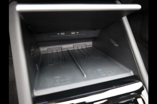 Volkswagen Tiguan 1.5 eHybrid R-Line Edition | Pano | Trekhaak wegkl. | Keyless | Elk. A-klep | Prijs Rijklaar!!