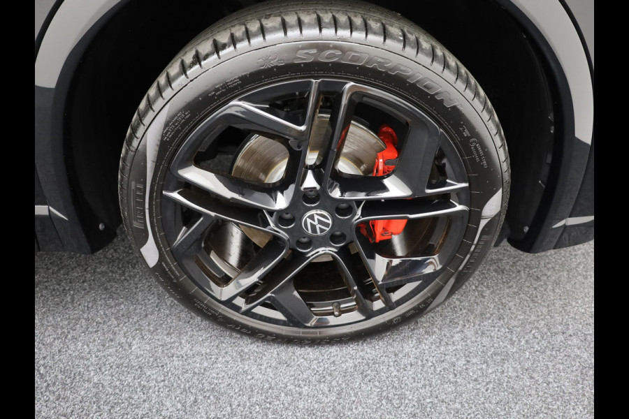 Volkswagen Tiguan 1.5 eHybrid R-Line Edition | Pano | Trekhaak wegkl. | Keyless | Elk. A-klep | Prijs Rijklaar!!