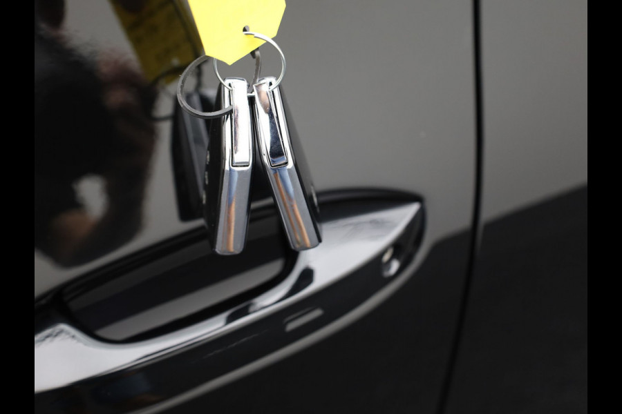 Volkswagen Tiguan 1.5 eHybrid R-Line Edition | Pano | Trekhaak wegkl. | Keyless | Elk. A-klep | Prijs Rijklaar!!