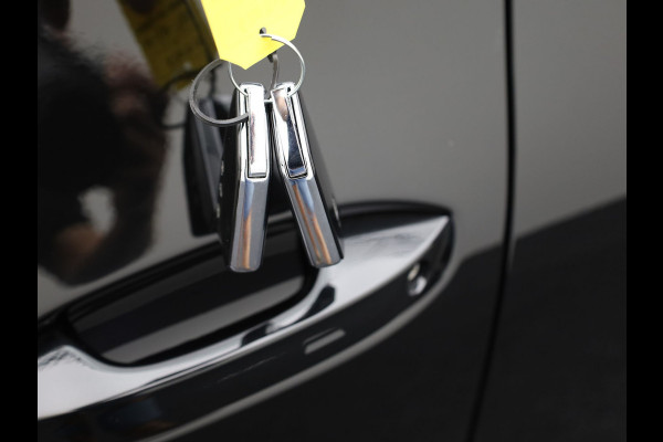 Volkswagen Tiguan 1.5 eHybrid R-Line Edition | Pano | Trekhaak wegkl. | Keyless | Elk. A-klep | Prijs Rijklaar!!