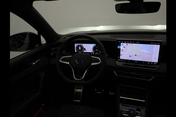 Volkswagen Tiguan 1.5 eHybrid R-Line Edition | Pano | Trekhaak wegkl. | Keyless | Elk. A-klep | Prijs Rijklaar!!
