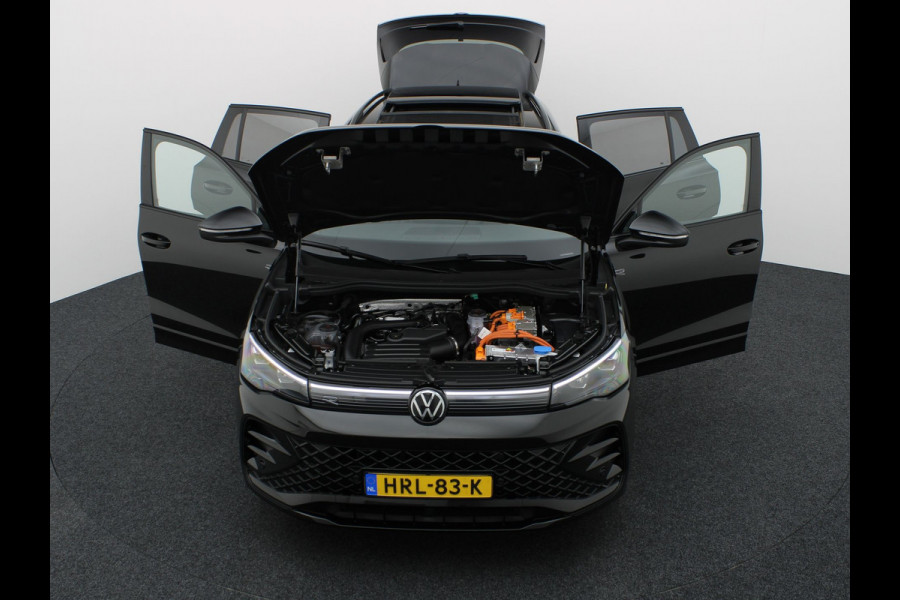 Volkswagen Tiguan 1.5 eHybrid R-Line Edition | Pano | Trekhaak wegkl. | Keyless | Elk. A-klep | Prijs Rijklaar!!