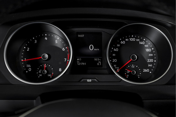 Volkswagen Tiguan 1.5 TSI ACT 150 PK Comfortline Business | Trekhaak | Adapt. Cruise | PDC | Camera | NAV + App. Connect | ECC | LM 17" |
