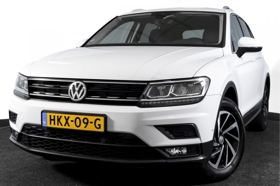Volkswagen Tiguan 1.5 TSI ACT 150 PK Comfortline Business | Trekhaak | Adapt. Cruise | PDC | Camera | NAV + App. Connect | ECC | LM 17" |