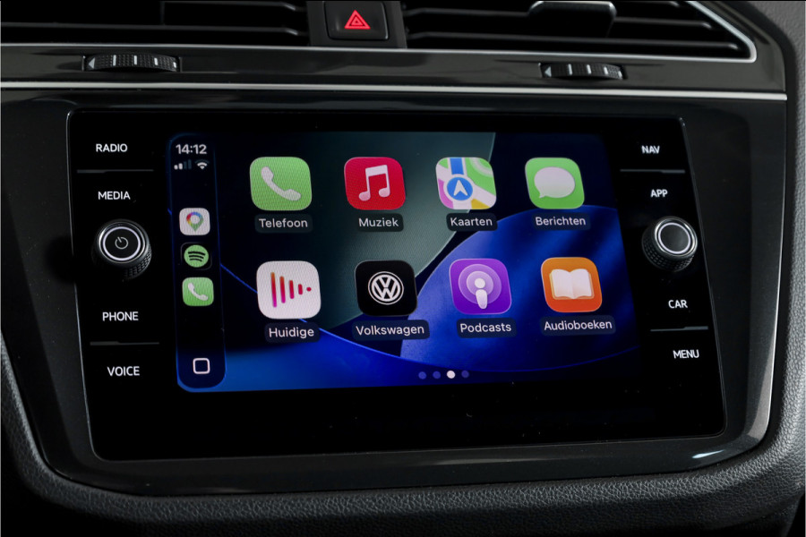 Volkswagen Tiguan 1.5 TSI ACT 150 PK Comfortline Business | Trekhaak | Adapt. Cruise | PDC | Camera | NAV + App. Connect | ECC | LM 17" |