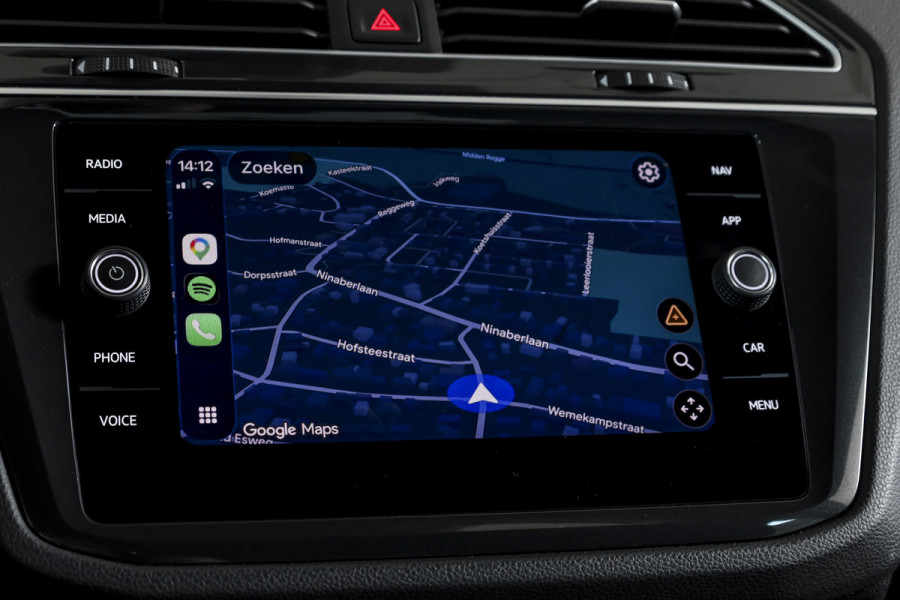 Volkswagen Tiguan 1.5 TSI ACT 150 PK Comfortline Business | Trekhaak | Adapt. Cruise | PDC | Camera | NAV + App. Connect | ECC | LM 17" |