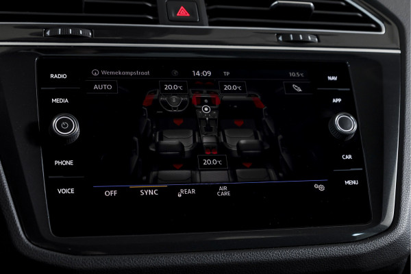 Volkswagen Tiguan 1.5 TSI ACT 150 PK Comfortline Business | Trekhaak | Adapt. Cruise | PDC | Camera | NAV + App. Connect | ECC | LM 17" |
