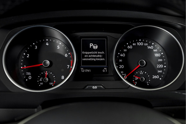 Volkswagen Tiguan 1.5 TSI ACT 150 PK Comfortline Business | Trekhaak | Adapt. Cruise | PDC | Camera | NAV + App. Connect | ECC | LM 17" |