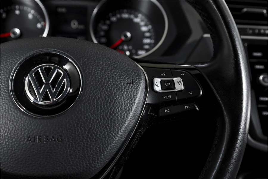Volkswagen Tiguan 1.5 TSI ACT 150 PK Comfortline Business | Trekhaak | Adapt. Cruise | PDC | Camera | NAV + App. Connect | ECC | LM 17" |