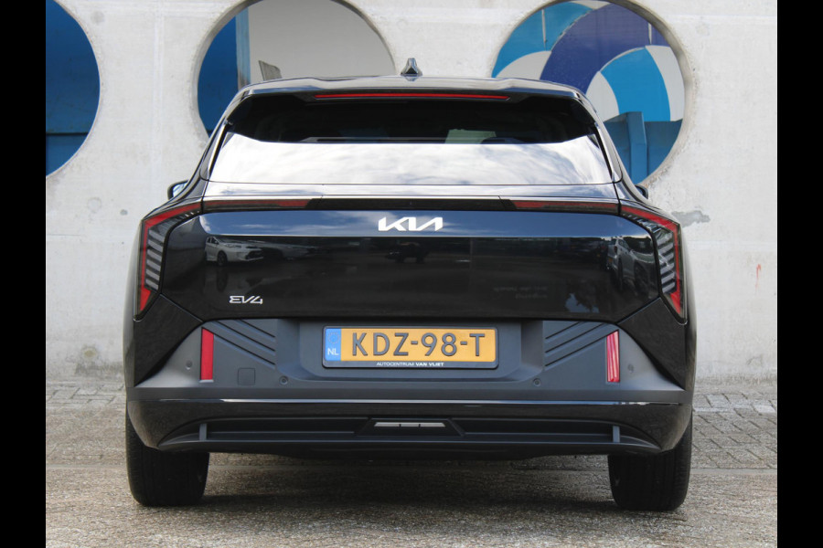 Kia EV4 Plus Advanced 58.3 kWh | PANORAMSICH SCHUIFDAK | HARMAN KARDON | STOEL & STUURVERWARMING |