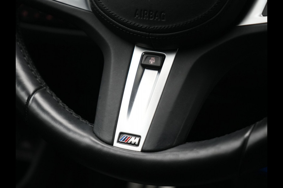BMW 3 Serie Touring 320e xDrive M Sport PHEV Dealer O.H. | Camera | Alcantara Sportstoelen & Stuur Verwarmd | Sfeerverlichting | Keyless | Blis | Apple Carplay | Navigatie | DAB | 18"L.M | Plug In Hybrid |