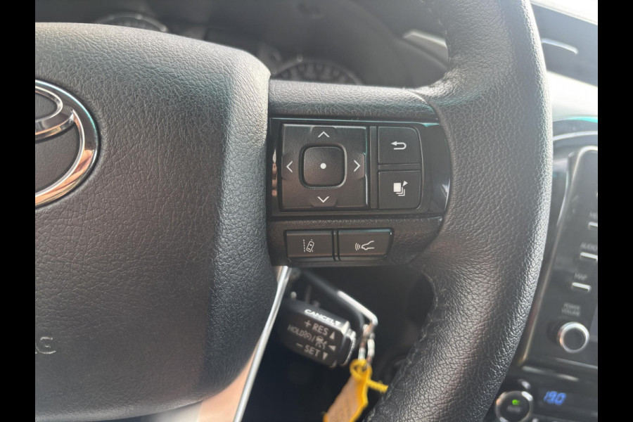 Toyota Hilux 2.4 D-4D*4X4*ACC*HAAK*CAM*ECC*TEL*3500KG*INCL.BPM*