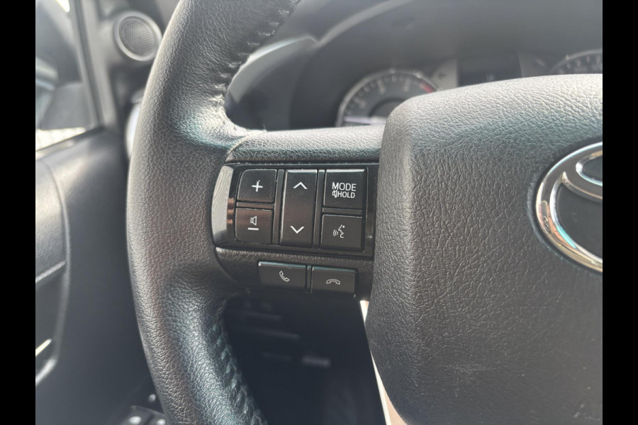 Toyota Hilux 2.4 D-4D*4X4*ACC*HAAK*CAM*ECC*TEL*3500KG*INCL.BPM*
