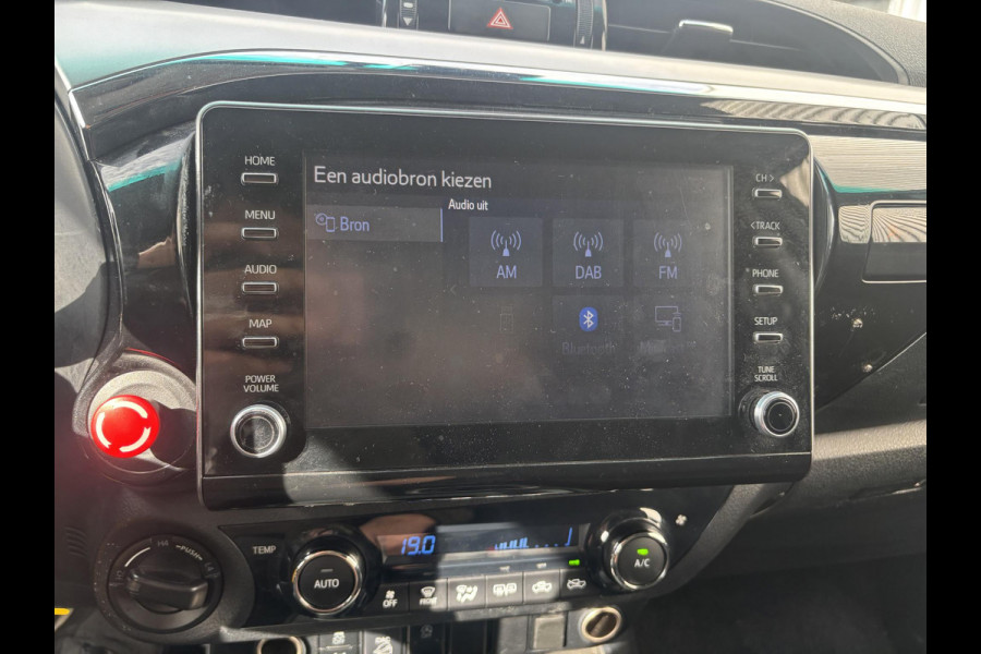 Toyota Hilux 2.4 D-4D*4X4*ACC*HAAK*CAM*ECC*TEL*3500KG*INCL.BPM*