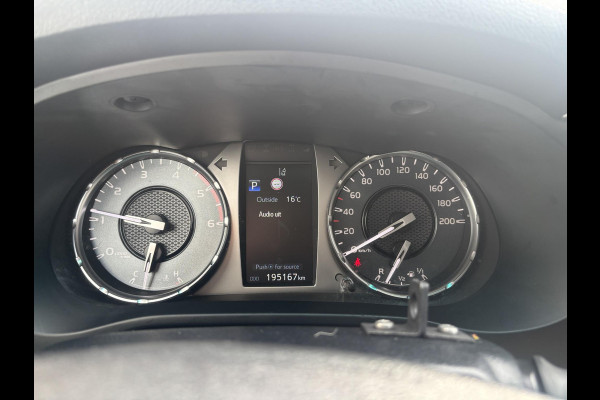 Toyota Hilux 2.4 D-4D*4X4*ACC*HAAK*CAM*ECC*TEL*3500KG*INCL.BPM*
