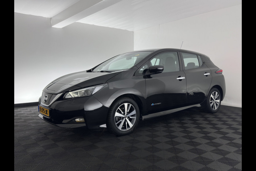 Nissan Leaf Acenta 40 kWh {SoH-86%) Aut. *HEATPUMP | ADAPTIVE-CRUISE | KEYLESS | NAVI-FULLMAP | DAB+ | DIGI-COCKPIT | PRIVACYGLASS | 16"ALU*