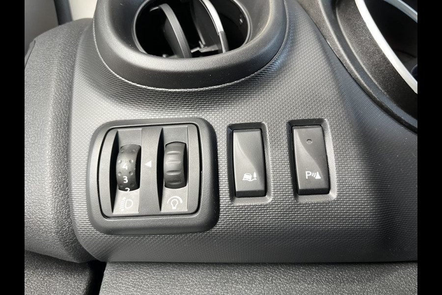 Renault Trafic 2.0 dCi 145pk E6 Automaat Comfort 3p Lease €287 p/m, Airco, Navi Carplay, PDC, Led, Trekhaak, Cruise controle, Onderhoudshistorie aanwezig