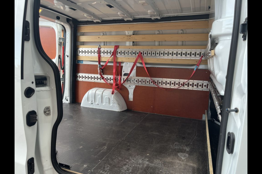 Renault Trafic 2.0 dCi 145pk E6 Automaat Comfort 3p Lease €287 p/m, Airco, Navi Carplay, PDC, Led, Trekhaak, Cruise controle, Onderhoudshistorie aanwezig