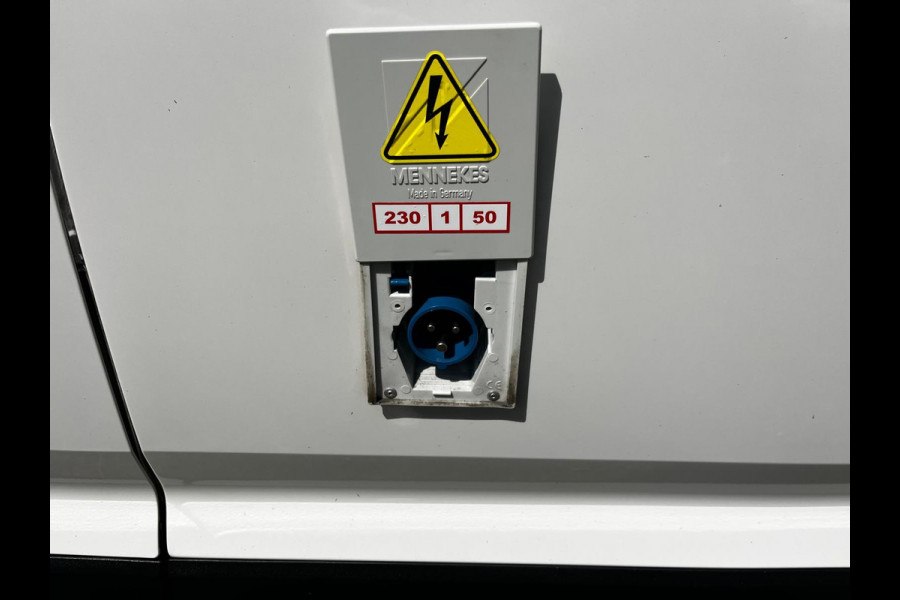 Volkswagen Crafter 35 2.0 TDI L3H3 Comfortline EURO VI Automaat| Koelwagen | Nachtkoeling | Camera | Executive Plus Pakket |