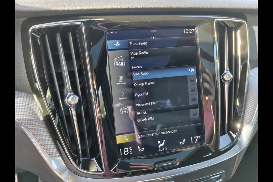 Volvo S60 T6 350PK AWD Recharge Plus Dark | BLIS | Pano | Carplay | Elektr. Stoelen | PDC V+A | ACC