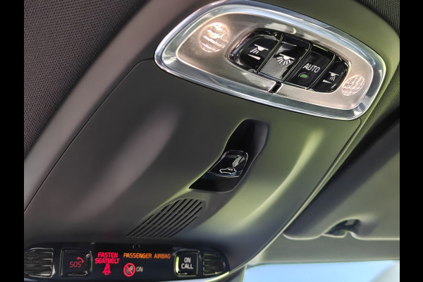 Volvo S60 T6 350PK AWD Recharge Plus Dark | BLIS | Pano | Carplay | Elektr. Stoelen | PDC V+A | ACC