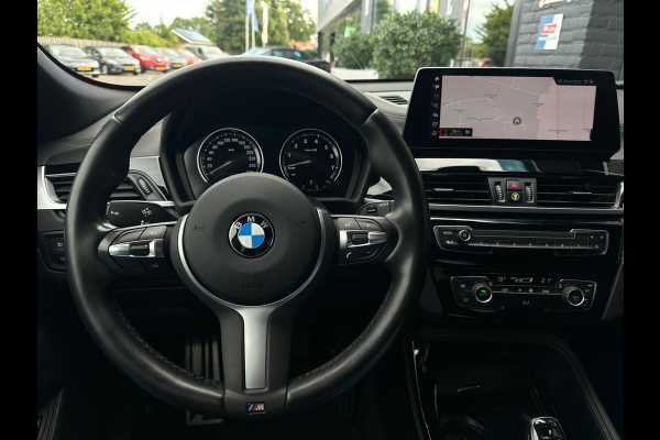 BMW X2 sDrive18i High Executive, M-pakket, Automaat, Cruise, Head-up, Camera, Navi, PDC, NAP