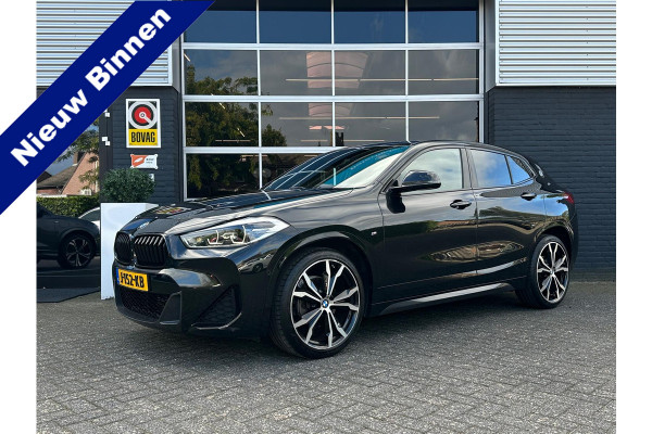 BMW X2 sDrive18i High Executive, M-pakket, Automaat, Cruise, Head-up, Camera, Navi, PDC, NAP