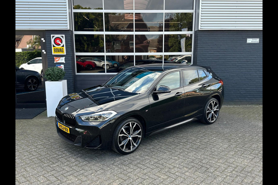 BMW X2 sDrive18i High Executive, M-pakket, Automaat, Cruise, Head-up, Camera, Navi, PDC, NAP
