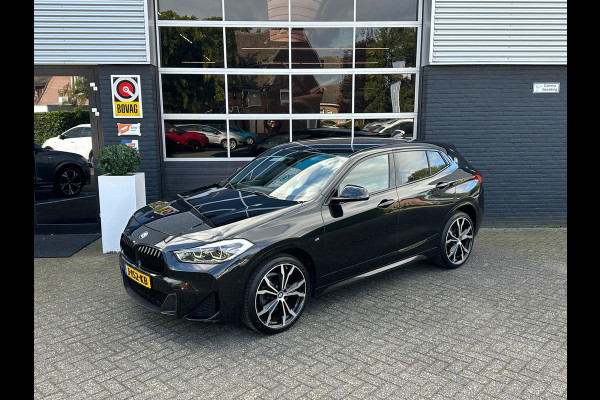 BMW X2 sDrive18i High Executive, M-pakket, Automaat, Cruise, Head-up, Camera, Navi, PDC, NAP