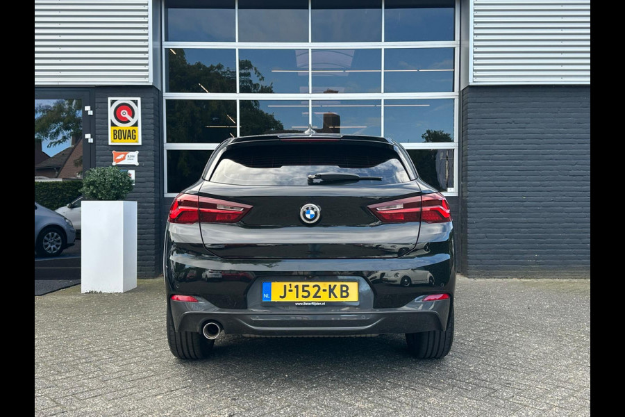 BMW X2 sDrive18i High Executive, M-pakket, Automaat, Cruise, Head-up, Camera, Navi, PDC, NAP