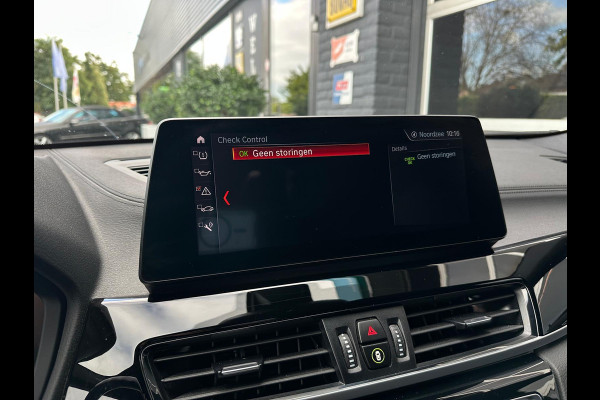 BMW X2 sDrive18i High Executive, M-pakket, Automaat, Cruise, Head-up, Camera, Navi, PDC, NAP