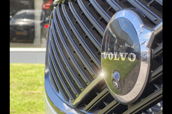 Volvo XC90 T8 AWD 455PK Plug-in Hybrid Ultra Dark | NIEUW | €10.465,- voordeel | ACC | H&K | Luchtvering | 360 camera | 21" | BLIS |