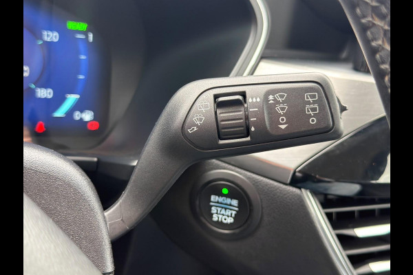Ford Kuga 2.5 PHEV Titanium 225pk | Trekhaak | Driver Assistance Pack | Winter Pack | Camera | Dodehoeksensoren